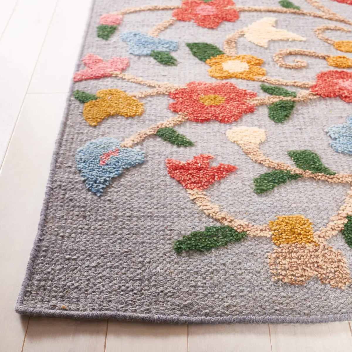 Safavieh Kenya 6'-0" x 9'-0" Rug in Grey / Pink