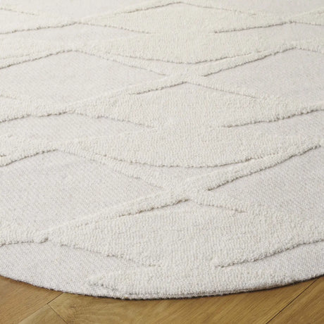 Safavieh Chatham 6'-0" x 6'-0" Rug in Ivory