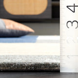 Safavieh Ebony 4'-0" x 6'-0" Rug in Beige / Blue