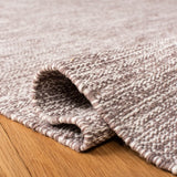 Safavieh Montauk 5'-0" x 8'-0" Rug in Grey