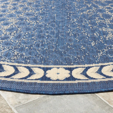 Safavieh Courtyard 6'-7" x 6'-7" Rug in Navy / Beige