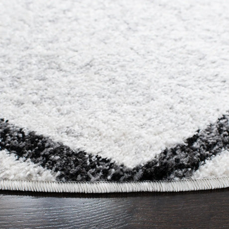 Safavieh Adirondack 6'-0" x 6'-0" Rug in Ivory / Charcoal