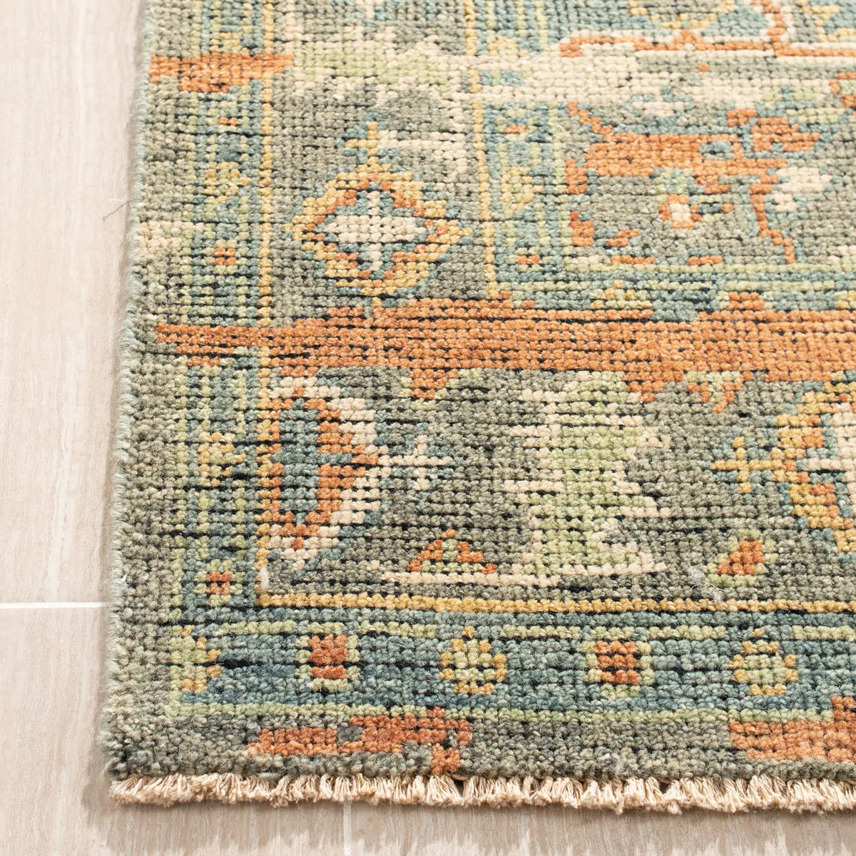 Safavieh Izmir 6'-0" x 9'-0" Rug in Rust / Taupe