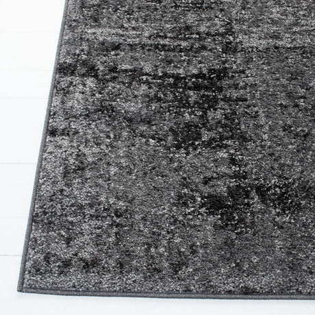 Safavieh Adirondack 4'-0" x 6'-0" Rug in Black / Ivory