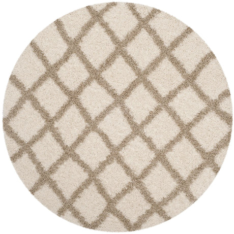 Safavieh Sgd-Dallas Shag 6'-0" x 6'-0" Rug in Ivory / Beige