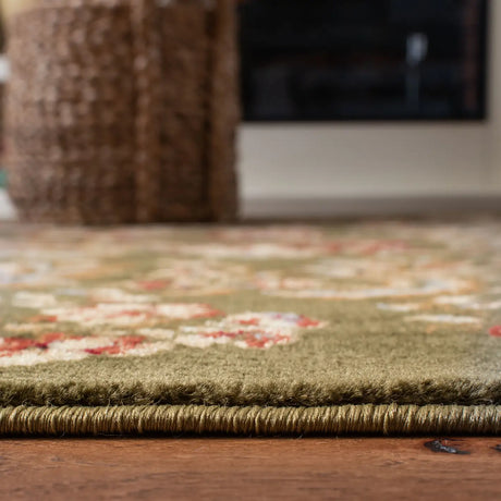 Safavieh Lyndhurst 4'-0" x 6'-0" Rug in Sage
