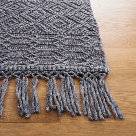 Safavieh Casablanca 4'-0" x 6'-0" Rug in Dark Grey