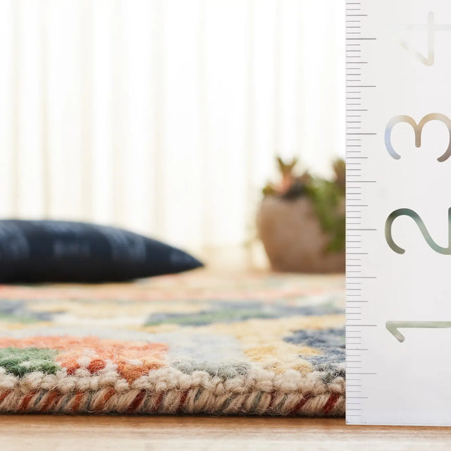 Safavieh Ikat 4'-0" x 6'-0" Rug in Green / Rust