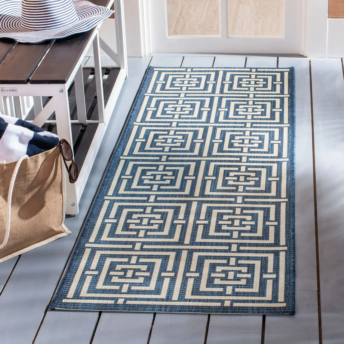 Safavieh Courtyard 2'-3" x 10'-0" Rug in Navy / Beige
