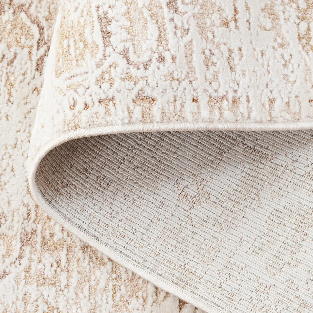 Safavieh Romance 300 5'-3" x 7'-6" Rug in Ivory / Beige Rust