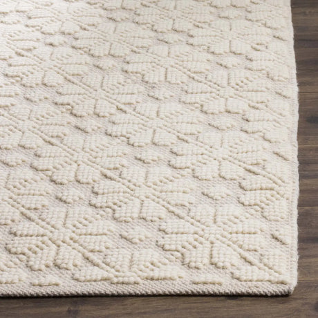 Safavieh Vermont 4'-0" x 6'-0" Rug in Ivory