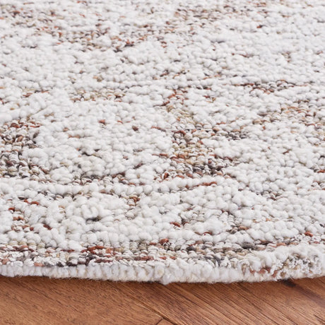 Safavieh Metro 6'-0" x 6'-0" Rug in Ivory / Rust
