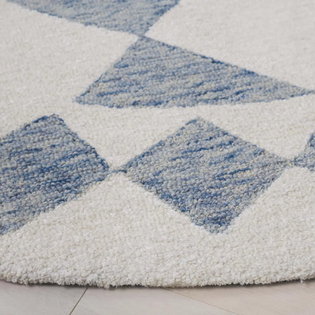 Safavieh Ebony 6'-0" x 6'-0" Rug in Blue / Ivory