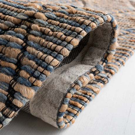 Safavieh Natural Fiber 4'-0" x 6'-0" Rug in Natural / Blue