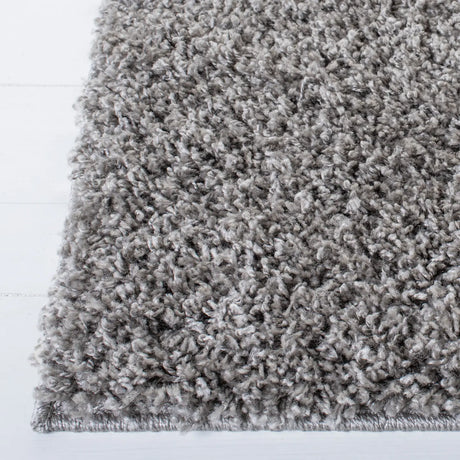 Safavieh Venus Shag 500 4'-0" x 6'-0" Rug in Grey