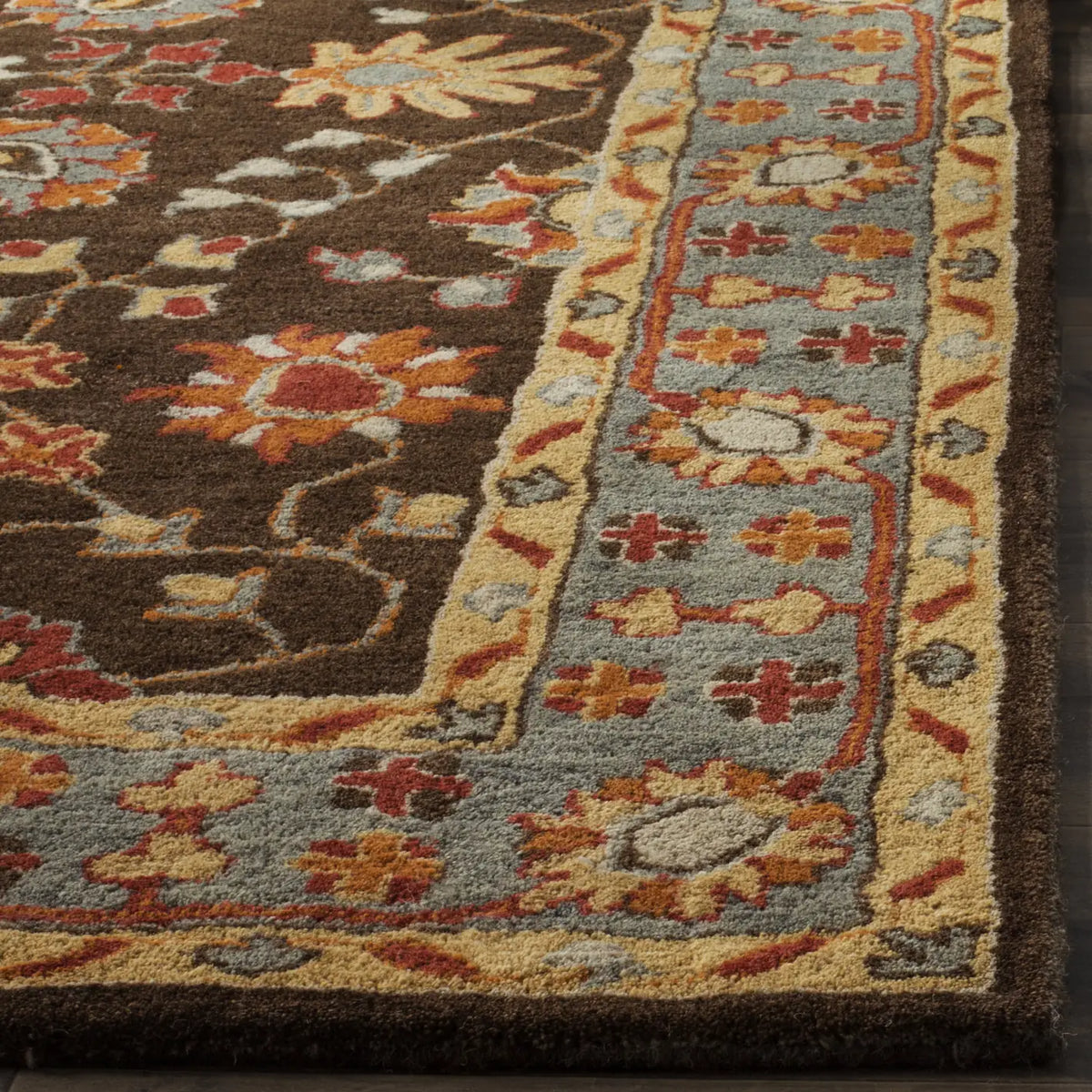 Safavieh Heritage 4'-0" x 6'-0" Rug in Charcoal / Blue