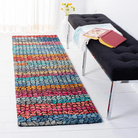 Safavieh Aspen 2'-3" x 7'-0" Rug in Navy / Red