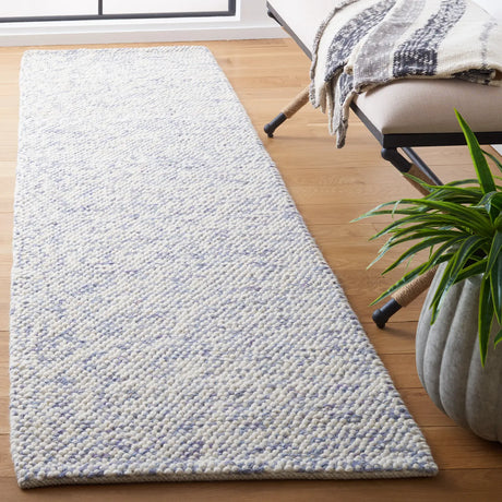 Safavieh Natura 2'-3" x 9'-0" Rug in Blue / Ivory