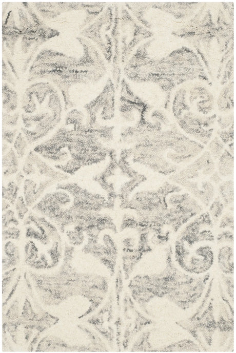 Safavieh Chatham 2'-0" x 3'-0" Rug in Light Grey / Ivory