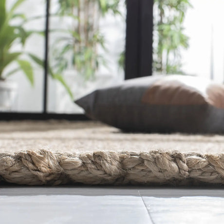 Safavieh Natural Fiber 4'-0" x 6'-0" Rug in Natural