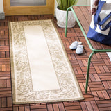 Safavieh Courtyard 2'-3" x 6'-7" Rug in Natural / Brown
