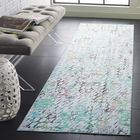 Safavieh Malibu 2'-6" x 8'-0" Rug in Grey / Green