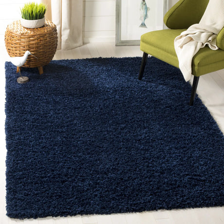 Safavieh Sga-Athens Shag 4'-0" x 6'-0" Rug in Navy