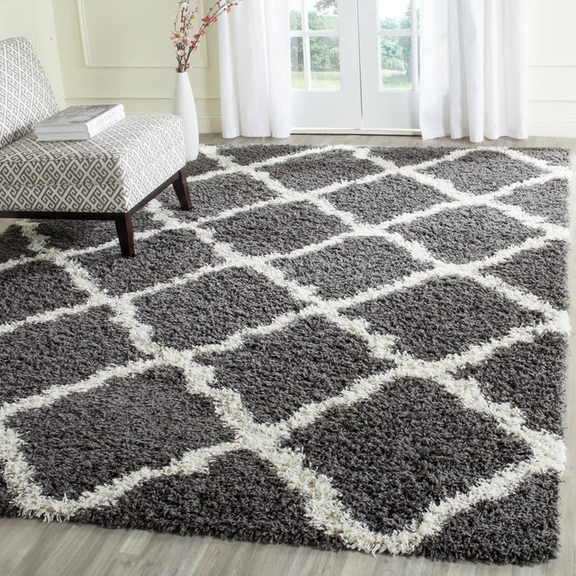 Safavieh Sgd-Dallas Shag 10'-0" x 14'-0" Rug in Dark Grey / Ivory