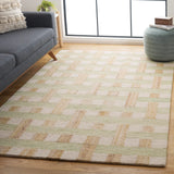 Safavieh Genre 4'-0" x 6'-0" Rug in Green / Ivory