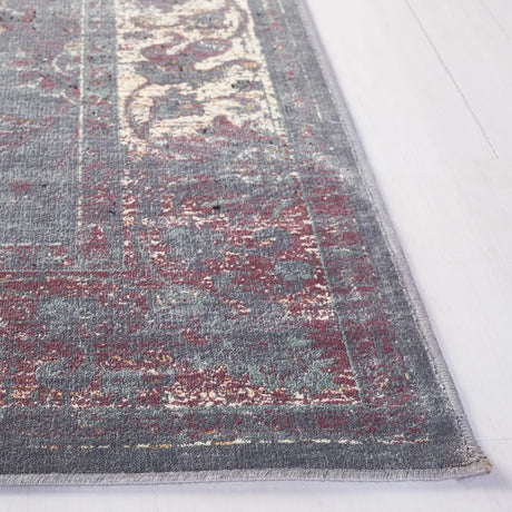 Safavieh Vintage 4'-0" x 5'-7" Rug in Grey / Multi
