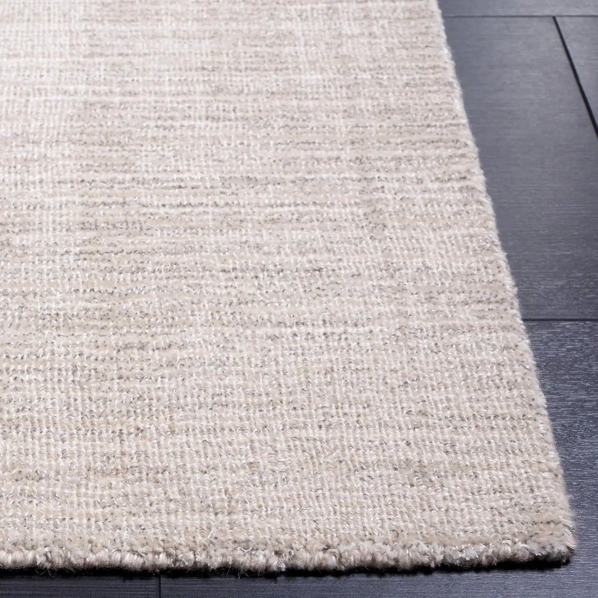 Safavieh Mirage 4'-0" x 6'-0" Rug in Beige