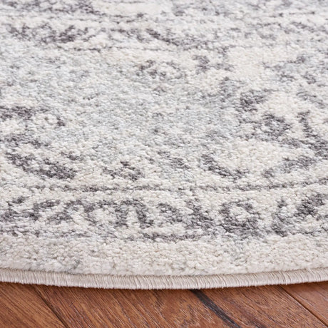 Safavieh Tulum 6'-7" x 6'-7" Rug in Ivory / Grey