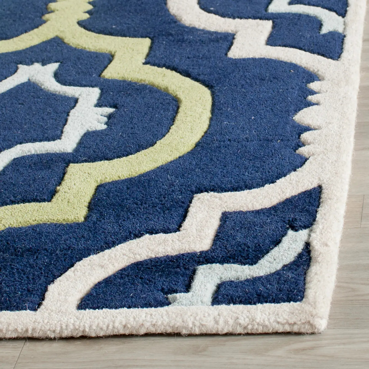 Safavieh Chatham 2'-3" x 11'-0" Rug in Dark Blue / Multi