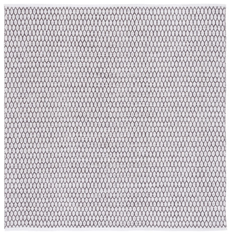 Safavieh Montauk 6'-0" x 6'-0" Rug in Charcoal / Ivory