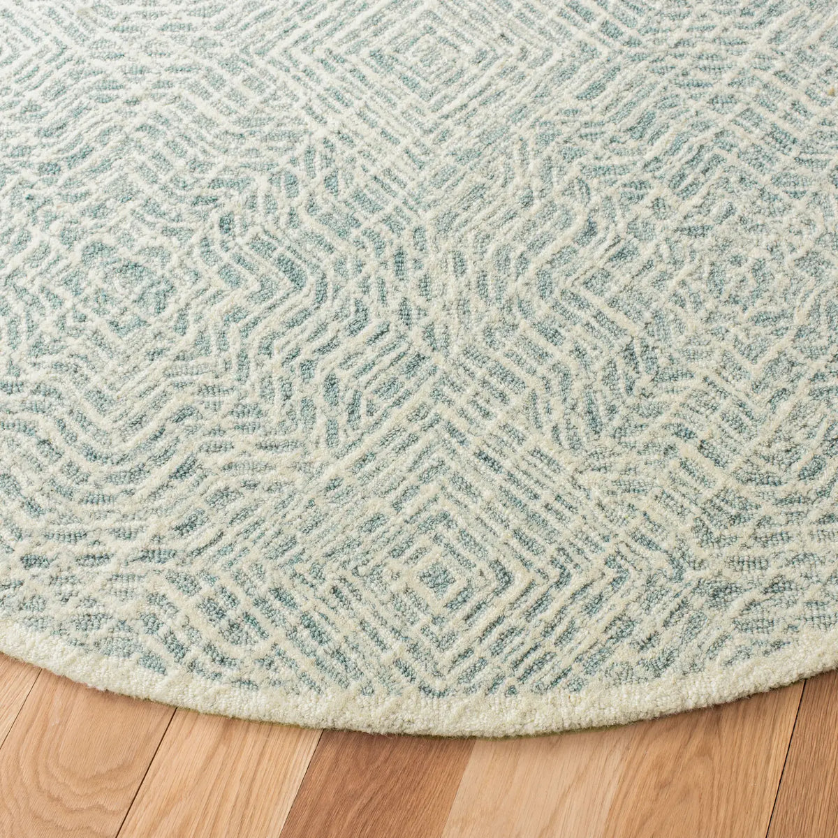 Safavieh Capri 5'-0" x 5'-0" Rug in Blue / Ivory