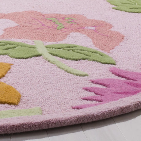 Safavieh Safavieh Kids 6'-0" x 6'-0" Rug in Pink / Pink