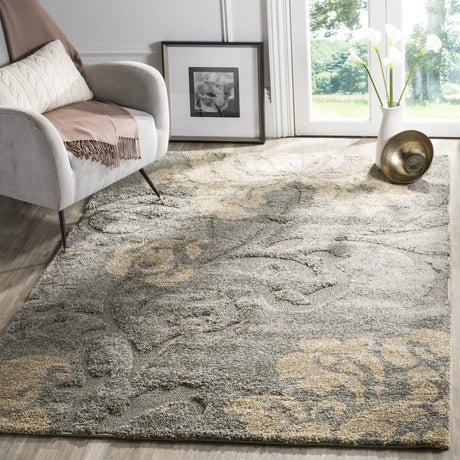 Safavieh Florida Shag 5'-3" x 7'-6" Rug in Grey / Beige