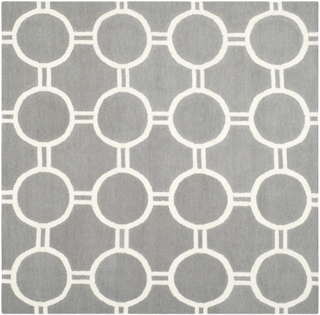 Safavieh Dhurries 6'-0" x 6'-0" Rug in Grey / Ivory
