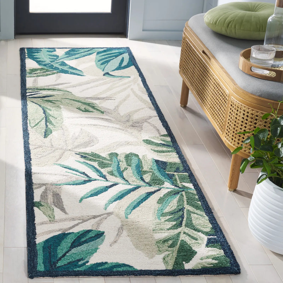 Safavieh Blossom 2'-6" x 8'-0" Rug in Ivory / Green