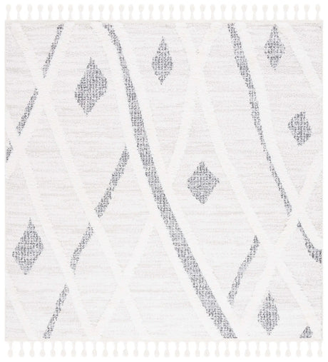 Safavieh Moroccan Tassel Shag 6'-7" x 6'-7" Rug in Beige / Grey