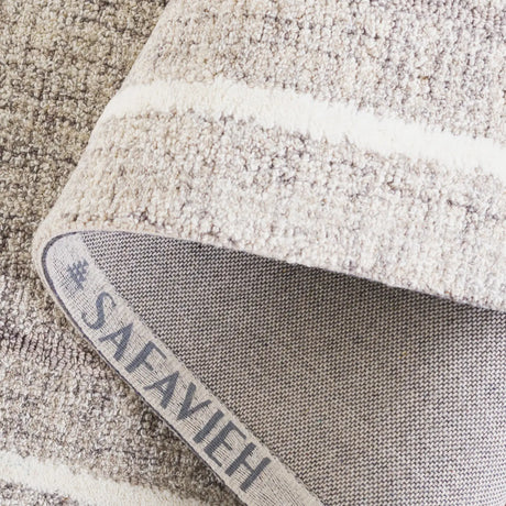 Safavieh Ebony 4'-0" x 6'-0" Rug in Grey / Ivory