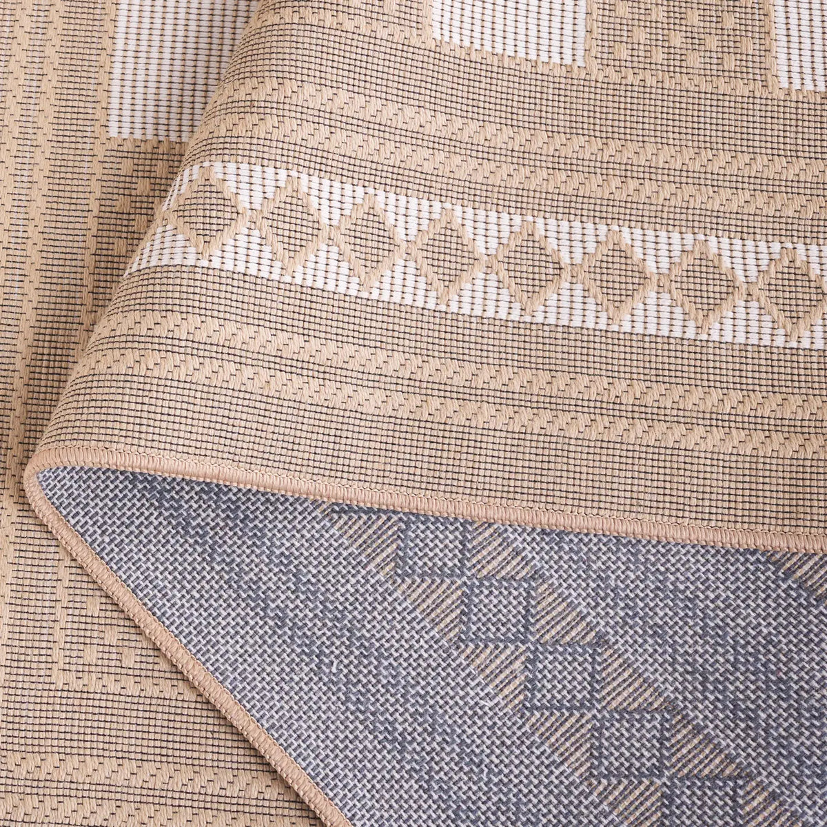Safavieh Aspect 5'-3" x 7'-6" Rug in Natural / Ivory