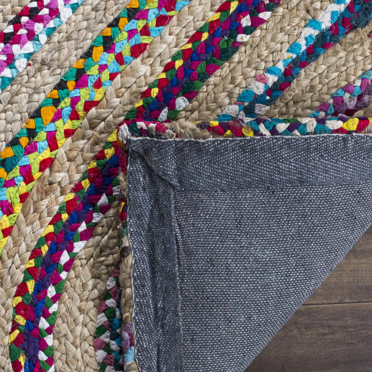 Safavieh Cape Cod 4'-0" x 6'-0" Rug in Natural / Multi