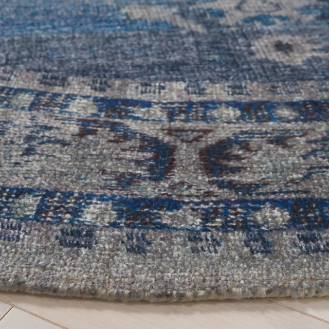 Safavieh Classic Vintage 6'-0" x 6'-0" Rug in Blue / Grey