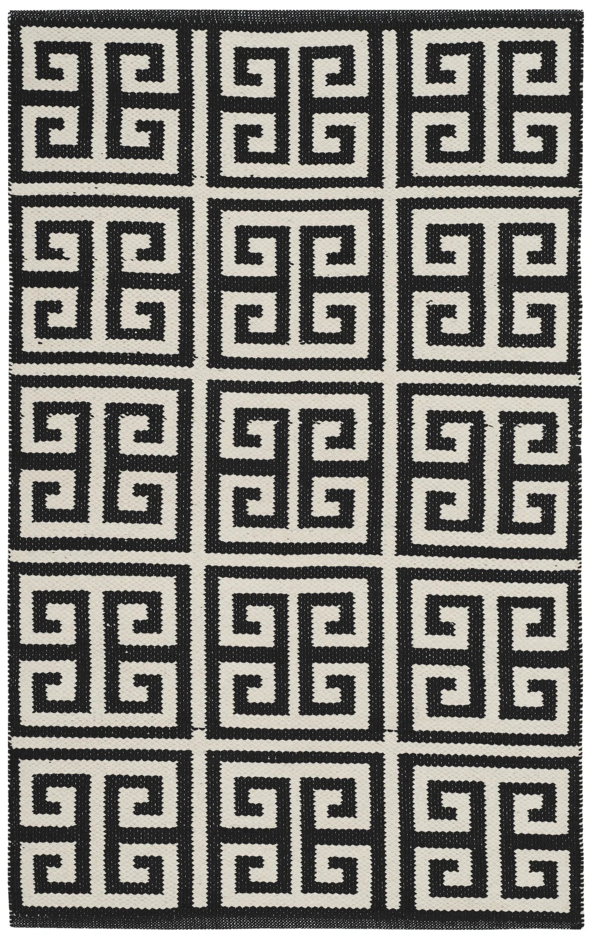 Safavieh Montauk 2'-0" x 3'-0" Rug in Black / Ivory