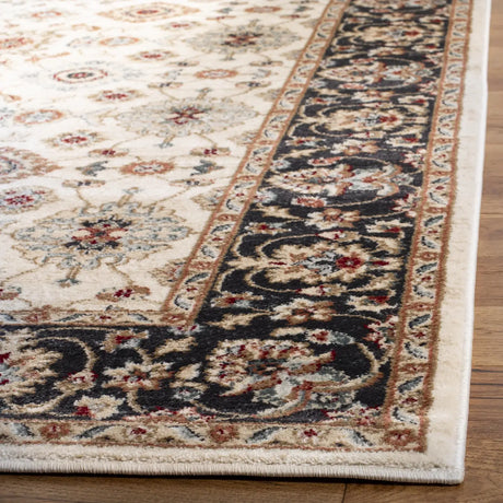 Safavieh Lyndhurst 4'-0" x 6'-0" Rug in Cream / Navy