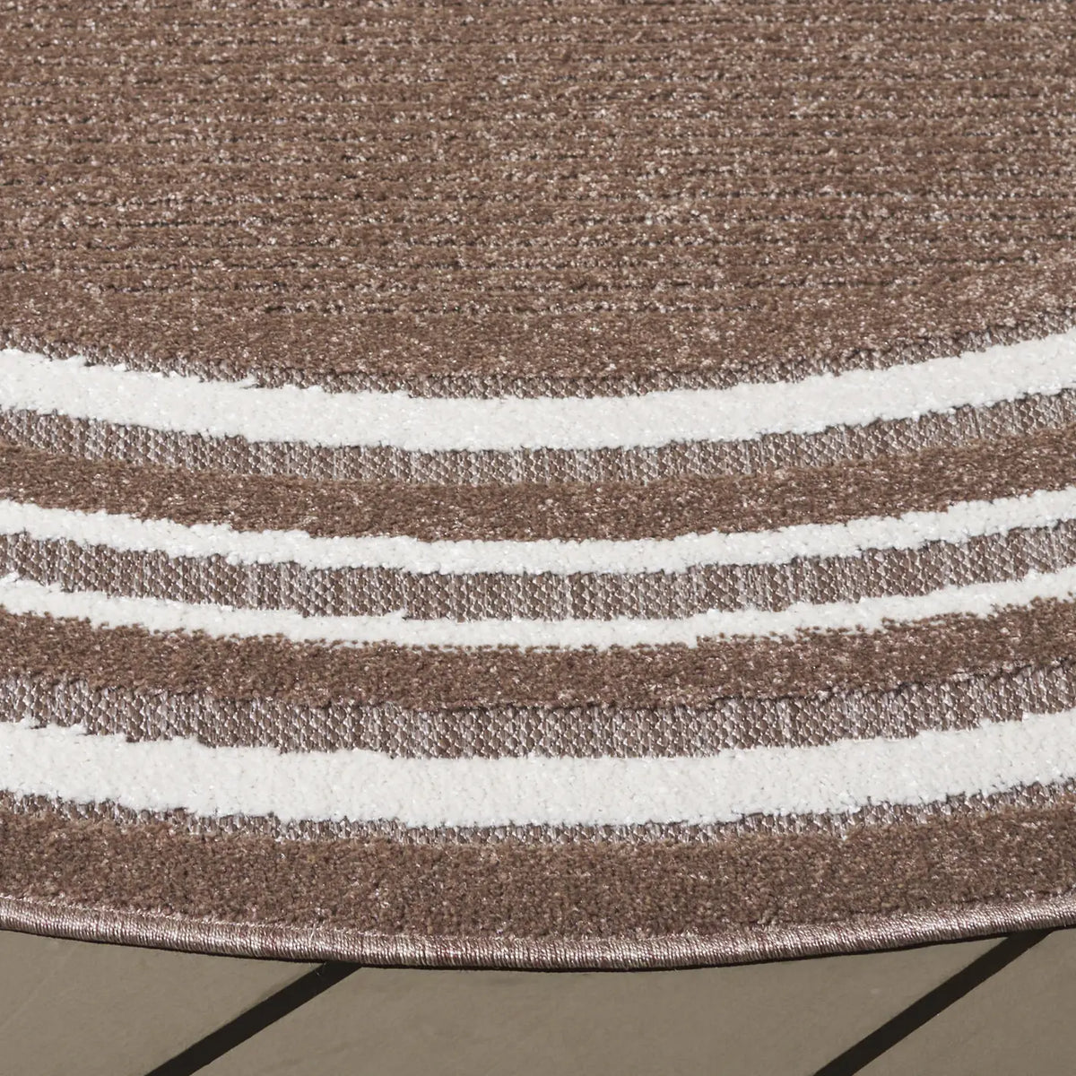 Safavieh Cabana 6'-7" x 6'-7" Rug in Brown / Ivory