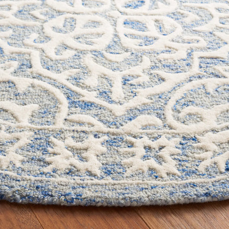Safavieh Metro 6'-0" x 6'-0" Rug in Blue / Ivory