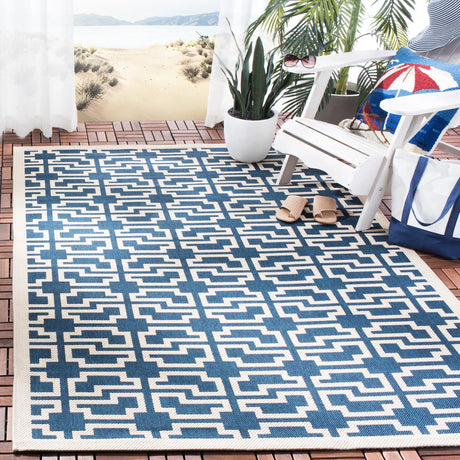 Safavieh Courtyard 4'-0" x 5'-7" Rug in Navy / Beige