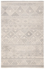 Safavieh Casablanca 4'-0" x 6'-0" Rug in Grey / Beige